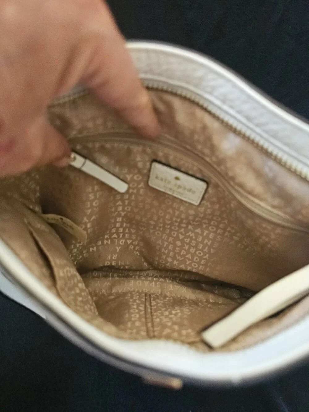 Kate Spade Perri Lane Reidy White Leather Crossbody Bag | Zip Pocket | Like NEW!